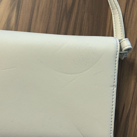 Matt & Nat vegan leather clutch bag - Picture 13 of 16